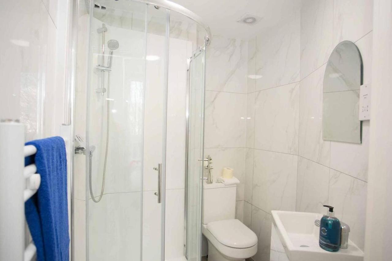 Greenwich Serviced Apartments Londra Oda fotoğraf