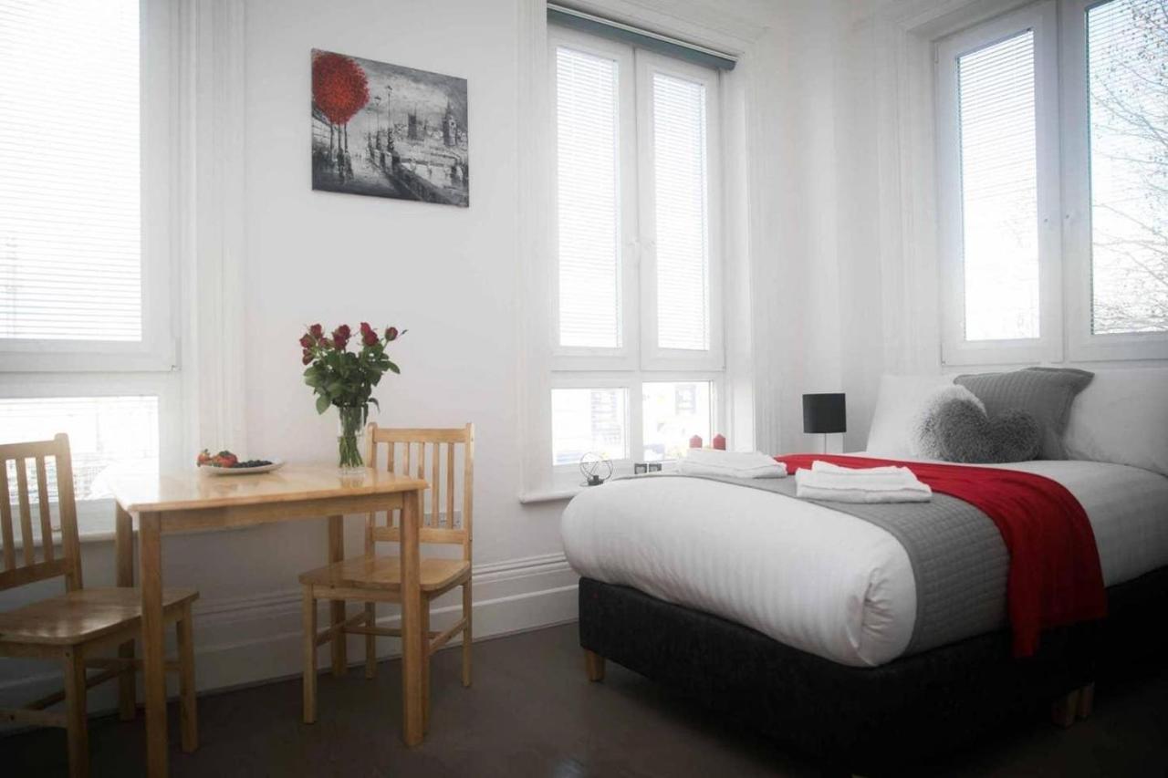 Greenwich Serviced Apartments Londra Oda fotoğraf